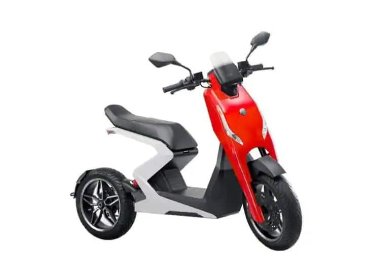 zapp i300 electric scooter has range of 60 km know complete details here marath news Electric Scooter : Zapp ची 'ही' इलेक्ट्रिक स्कूटर 60 किमीची रेंज देईल; जाणून घ्या दमदार फीचर्स