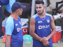 IND vs IRE T20 Series: दो पूर्व क्रिकेटरों ने उमरान मलिक के लिये उठाई आवाज, बोले- उसे मौका मिलना ही चाहिए