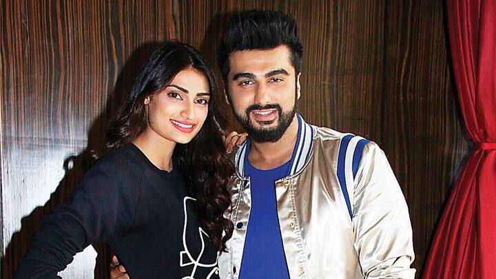 आखिरी नाम है सुनील शेट्टी की बेटी अथिया शेट्टी का (Athiya Shetty) का. इन दोनों के अफेयर की खबरें भी काफी सुर्खियों में रही हैं. बता दें, दोनों को पार्टीज़ में भी एक साथ देखा गया था. हालांकि, जब इस बारे में अर्जुन कपूर से पूछा गया तो उन्होंने कहा था की अथिया मेरी बहन की दोस्त हैं, और कुछ नहीं.