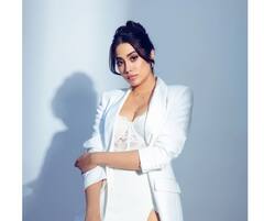 Janhvi Kapoor : जान्हवी कपूरचा हॉट अन्ड बोल्ड अवतार, नवं फोटोशूट चर्चेत