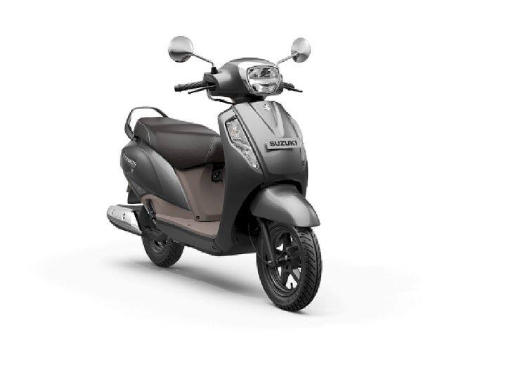या यादीतील पहिली स्कूटर आहे Suzuki Access 125. यामध्ये फॅमिली स्कूटरला आवश्यक असणारी सर्व वैशिष्ट्ये मिळतात. ही स्कूटर आता आणखी फीचर्स आणि मायलेजसह BS6 अपडेटसह विक्रीसाठी उपलब्ध आहे.
