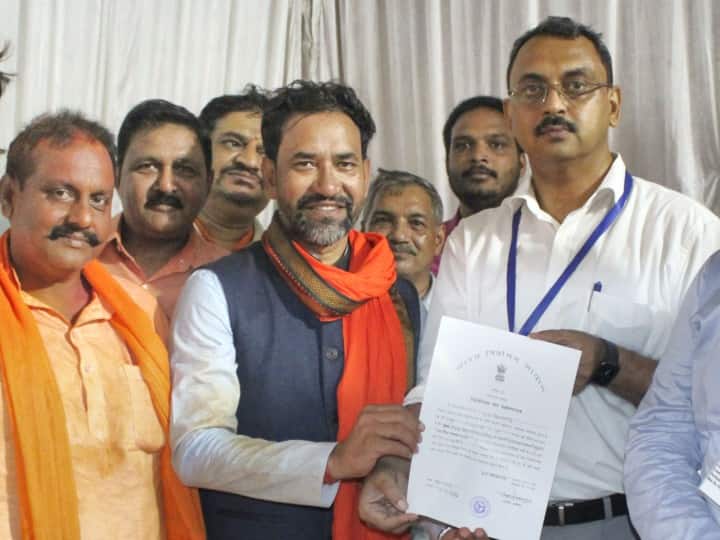 BJP’s Dinesh Lal Yadav ‘Nirahua’ Wins Azamgarh By-Polls, SP Loses Another Crucial Seat After Rampur
