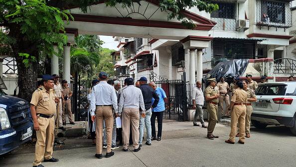 2002 Gujarat Riots Case | Police Arrest Former DGP Sreekumar, FIR Filed For 'Falsely Accusing Innocent Persons' 2002 Gujarat Riots Case | Police Arrest Former DGP Sreekumar, FIR Filed For Falsely Accusing Innocent Persons 2002 Gujarat Riots Case | Police Arrest Former DGP Sreekumar, FIR Filed For 'Falsely Accusing Innocent Persons'