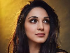 Kiara Advani Photos:  कियारा आडवाणीचे किलर फोटोशूट, ब्लॅक साडीत जलवा