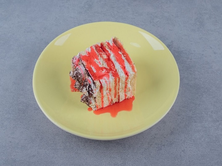 30 मिनट में कुकर में केक बनाने की सबसे आसान विधि Eggless Cake Recipe In  Cooker Step By Step [With Photo]