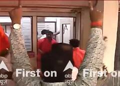 टूट गया शिवसैनिकों के सब्र का बांध, बागी विधायकों के खिलाफ सड़क पर मचाया संग्राम | Maharashtra