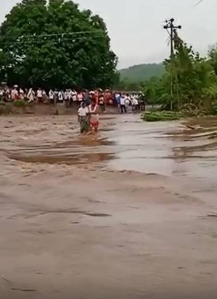 Photo: नांदेडमधल्या जांभळा परीसरात मुसळधार पाऊस