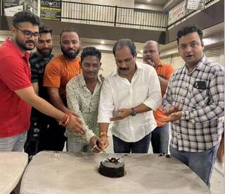 કુખ્યાત બુટલેગરની બર્થ ડે પાર્ટીમાં ભાજપના કોર્પોરેટર થયા સામેલ, જાણો વધુ વિગતો 