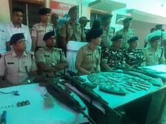 Bihar News: गया में AK-47 और AK-56 के साथ नक्‍सली गिरफ्तार, बांका-औरंगाबाद में भी पुलिस को हाथ लगे बम-बारूद