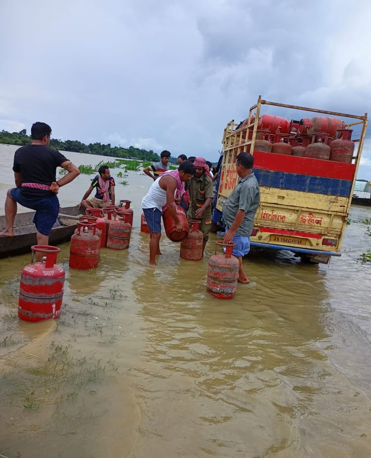 Assam Flood : आसाममध्ये दरवर्षी 2 हजार गावांना बसतो पुराचा फटका, तर दरवर्षी आठ हजार हेक्टरील जमिनीची होते धूप