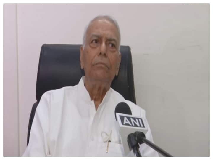 Presidential Polls: Opposition Leaders To Hold Meeting On Monday, Yashwant Sinha To File Nomination Presidential Polls | Opposition Leaders To Hold Meeting On Monday, Yashwant Sinha To File Nomination: Report