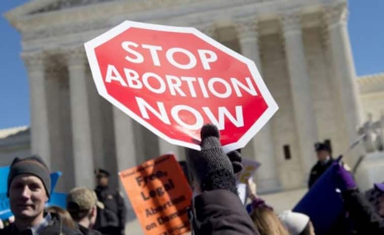 Roe Vs Wade Case Explained US Supreme Court Overturned 50-Year-Old Abortion Law