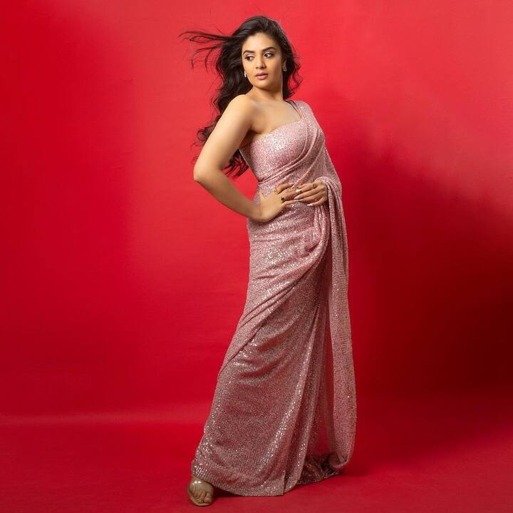 శ్రీముఖి అందమైన ఫోటోలు  -Image Credit:Sreemukhi/Instagram