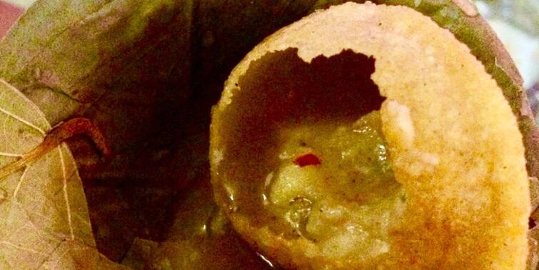 Cholera leads to Pani Puri Ban in Nepal Pani Puri Ban in Nepal: কলেরার জেরে কোপ ফুচকায়, নিষেধাজ্ঞা নেপালে