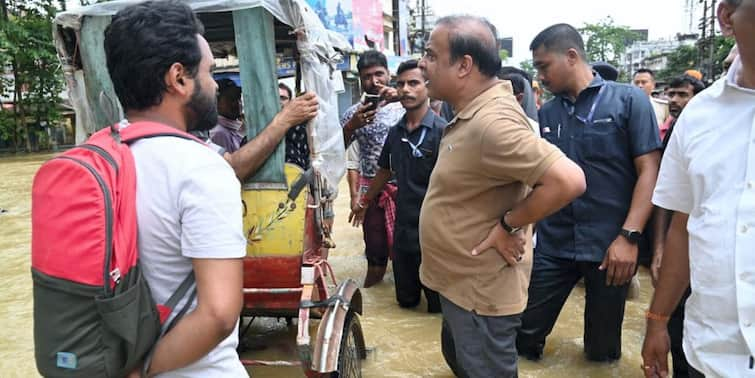 Flood situation in Assam is still grim Flood in Assam: বন্যাদুর্গতদের সকলের কাছে পৌঁছতে পারিনি, কবুল অসমের মুখ্যমন্ত্রীর