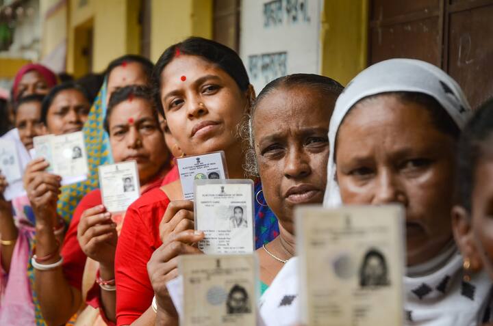 ত্রিপুরার ৪ কেন্দ্রে উপনির্বাচন। ৩ আসনে জয়ী বিজেপি, আগরতলা গেল কংগ্রেসের ঝুলিতে।
