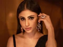 Mouni Roy Photos: ब्लैक लहंगे में मौनी रॉय का दिखा दिलकश अंदाज, तारीफ करने के लिए कब पड़ जाएंगे अल्फाज़