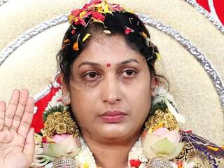 annapoorani arasu thanking to media for published her spirituality event எது கள்ளக்காதல்? கர்மாவில் சிக்குவீர்கள்’’.. யூட்யூப் சேனல்மீது கடுப்பான அன்னபூரணி!