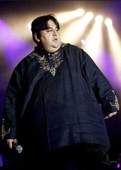 Adnan Sami Weight Loss: 220 किलो से 75 किलो किया वज़न, अदनान सामी के ट्रांसफॉर्मेशन से सभी हैरान, पहचान भी नहीं पा रहे लोग