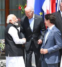G7 Summit: પીએમ મોદીએ જો બાઈડન, જસ્ટિન ટ્રુડો અને ઈમૈનુએલ મૈક્રોં સાથે મુલાકાત કરી, જુઓ ફોટો