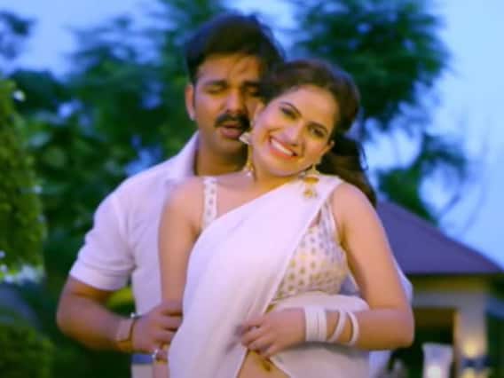 Bhojpuri news: प्रियंका सिंह के साथ Pawan Singh ने चलाया सुरों का जादू, एक्टर रोमांटिक अंदाज़ में हुए बेकाबू Bhojpuri news: प्रियंका सिंह के साथ Pawan Singh ने चलाया सुरों का जादू, एक्टर रोमांटिक अंदाज़ में हुए बेकाबू
