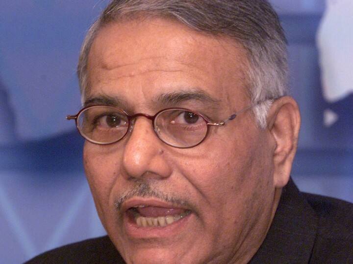 Yashwant sinha;Thank you for letting me compete for the most important position குடியரசுத் தலைவர் பொறுப்பை கையாள்வதில் மெத்தனம் கூடாது - எதிர்க்கட்சி வேட்பாளர் யஷ்வந்த் சின்ஹா