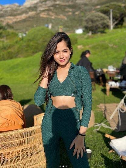 ਕੇਪਟਾਊਨ  ਦੀ ਸਨਸ਼ਾਈਨ  'ਚ ਜੰਨਤ ਜ਼ੁਬੈਰ ਨੇ ਦਿੱਤੇ ਪੋਜ਼