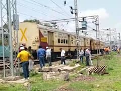 Chhattisgarh: डोंगरगढ़ स्टेशन के पास बड़ा हादसा, पटरी से उतरा शिवनाथ एक्सप्रेस का डब्बा, यात्रियों में मचा हड़कंप