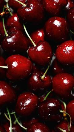 Health Tips : लाल चेरी, आरोग्यासाठी गुणकारी! वाचा फायदे