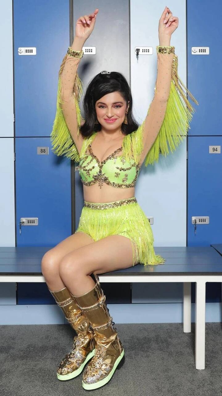 सोशल मीडियावर दिव्याचे लाखो फॉलोअर्स आहेत. (photo:divyakhoslakumar/ig)
