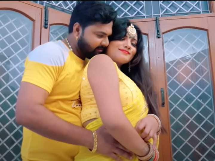 Bhojpuri Latest Song 2022 Samar Singh and Neelam Neelu viral video song Bhojpuri Song: Samar Singh और Neelam Neelu ने बढ़ाया इंटरनेट का तापमान, वायरल वीडियो देख फैंस का दिल हुआ बेईमान