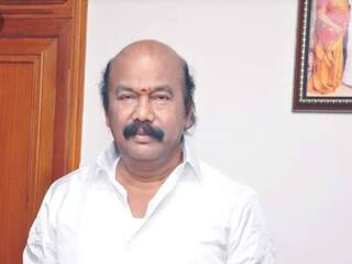 Madurai: ”ஓபிஎஸ்சுக்கு இதுதான் வழி; சசிகலாவும், டிடிவியும் இபிஎஸ் தலைமையை ஏற்க வேண்டும்” - ராஜன் செல்லப்பா!