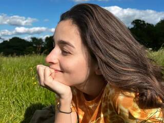 Alia Bhatt Pregnant: પ્રેગ્નેંસીમાં પણ આલિયા અત્યારે લંડનમાં હોલીવુડની ફિલ્મનું શૂટિંગ કરી રહી છે, જાણો ક્યારે ઘરે આવશે