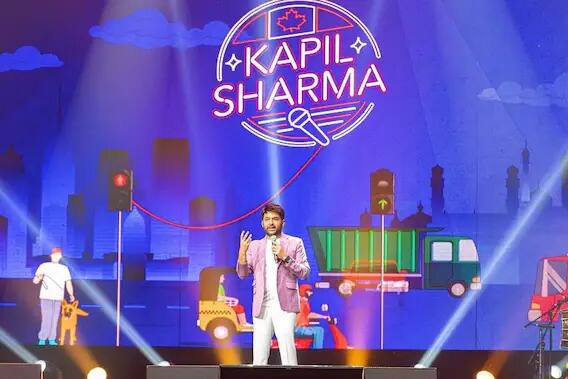 ਆਪਣੇ ਲਈਵ ਸ਼ੋਅ `ਚ ਕਪਿਲ ਸ਼ਰਮਾ ਨੇ ਸਿੱਧੂ ਮੂਸੇਵਾਲਾ ਨੂੰ ਸ਼ਰਧਾਂਜਲੀ ਭੇਟ ਕੀਤੀ। ਇਸ ਦੌਰਾਨ ਕਪਿਲ ਨੇ ਮੂਸੇਵਾਲਾ ਦਾ 295 ਗੀਤ ਗਾਇਆ।