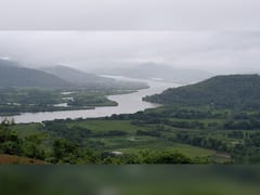 PHOTO : पहिल्याच पावसामुळे वाशिष्ठी नदीचे सौंदर्य खुलले