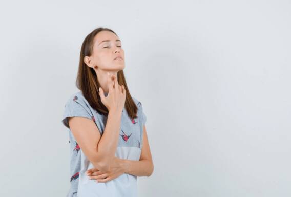 Weight Loss in Thyroid : थायराइड की वजह से बढ़ गया है मोटापा? इन उपायों से वजन करें कम