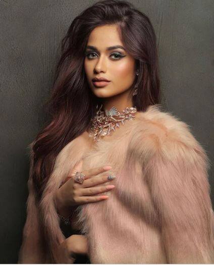 ਇਸ ਤੋਂ ਇਲਾਵਾ ਜੰਨਤ ਜ਼ੁਬੈਰ ਨੋ ਕਿਸਿੰਗ ਪਾਲਿਸੀ ਨੂੰ ਲੈ ਕੇ ਵੀ ਚਰਚਾ 'ਚ ਰਹੀ ਸੀ।