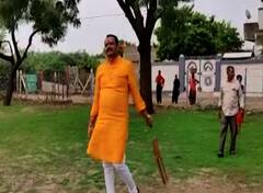 શિક્ષણ મંત્રી જીતુ વાઘાણીની બેટિંગ, જુઓ કેવો હવામાં ફંગોળ્યો બોલ