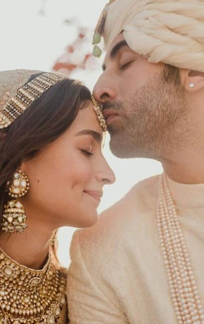 Alia Bhatt Ranbir Kapoor: அம்மாவானா அலியா பட்.. இன்ஸ்டாவில் நெகிழ்ச்சி.. வைரலான போட்டோஸ்..!