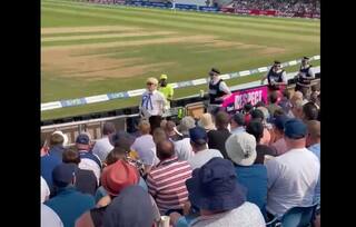 Viral Video: UKના પ્રધાનમંત્રીના વેશમાં મેચ જેવા આવેલા શખ્સને પોલીસે દોડાવ્યો, જુઓ વીડિયો