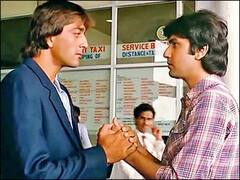 Kumar Gaurav Career: वो एक्टर जिसने बुरे वक्त में संभाला था संजय दत्त का करियर, अपनी एक गलती की वजह से खुद हो गया गुमनाम