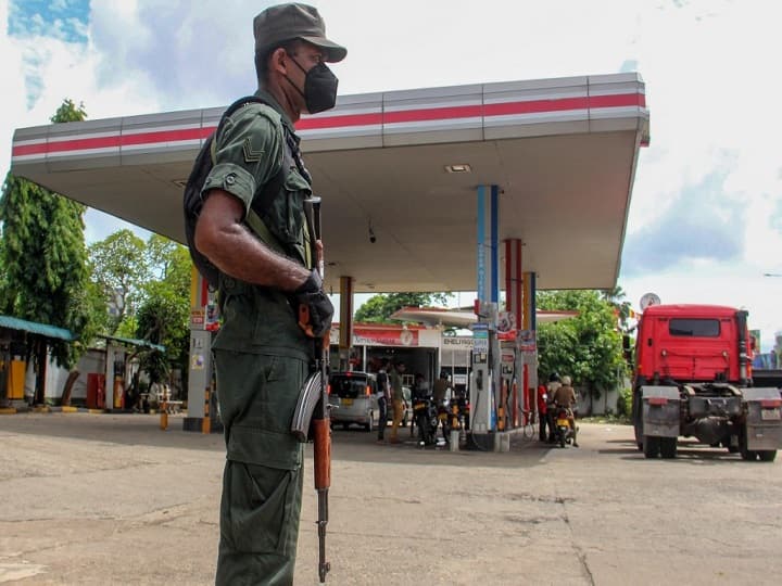 Sri Lanka pm Ranil Wickremesinghe To Operate Essential Services Till July 10 Fuel Crisis Island Nation Amid Fuel Crisis, Sri Lanka To Operate Only Essential Services Till July 10