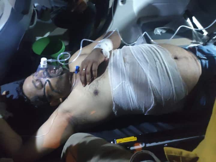 Bihar Crime: सीवान में सांसद के करीबी को बदमाशों ने मारी गोली, प्रॉपर्टी डीलिंग का करता था काम, लक्ष्मीपुर की घटना Bihar Crime News: close friend of MP and property dealer was shot by miscreants in siwan Laxmipur ann Bihar Crime: सीवान में सांसद के करीबी को बदमाशों ने मारी गोली, प्रॉपर्टी डीलिंग का करता था काम, लक्ष्मीपुर की घटना