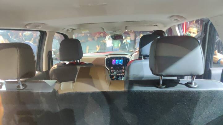 Having the codename Z101, as said earlier, it is built on a new body-on-frame platform which brings about a longer wheelbase at 2,750mm. This means there is more room now plus the new Scorpio N will come in 6/7seater layout with captain seats too for the 6-seater version.(Source: ABP)