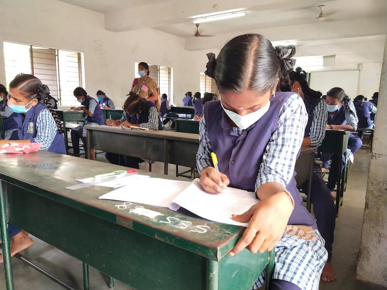 11th standard board exam results are out; know how to check TN 11th Result 2022: 11ஆம் வகுப்பு தேர்வு முடிவுகள் வெளியாகின; 90.07% தேர்ச்சி; பார்ப்பது எப்படி?