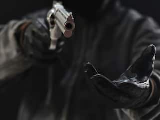 Crime News  : અમદાવાદના ઓઢવ વિસ્તારમાં ફરી લૂંટની ઘટના, 4 લૂંટારૂઓએ કારને રોકી 15 લાખની લૂંટ કરી