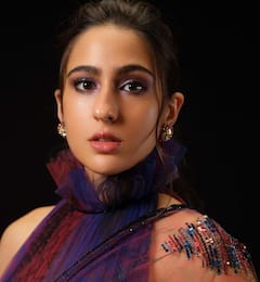 Sara Ali khan Photos: స్టైలిష్ అవుట్ ఫిట్స్ లో సారా అలీఖాన్!