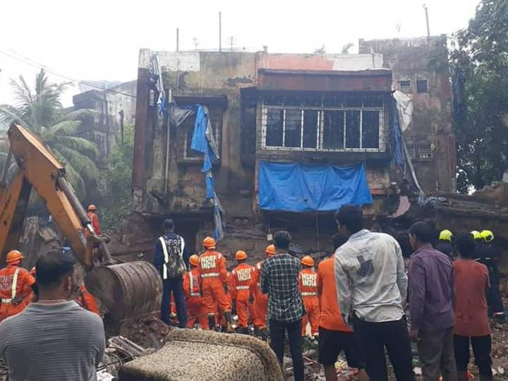 Rebel Shiv Sena MLA Mangesh Kudalkar condolences on Kurla Building Collapse and announced Rs 5 lakhs For deceased persons Family Mumbai Building Collapse: कुर्ला की घटना पर शिवसेना के बागी MLA ने जताया दुख, मृतकों के परिजनों को 5 लाख रुपये की मदद का एलान