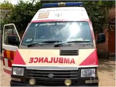 Gonda News: स्वास्थ्य विभाग की लापरवाही की खुली पोल, बिना डॉक्यूमेंट और इंश्योरेंस के फर्राटा भर रहीं एम्बुलेंस