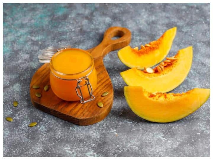 Health Benefits Of Pumpkin Juice:  health benefits of pumpkin juice can cure hair problems to constipation Pumpkin Juice: कद्दू के जूस के फायदे जान रह जाएंगे हैरान, पेट की समस्या से लेकर स्किन का भी रखता है ख्याल